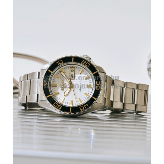 SEIKO HDB004K1 5 SPORTS SKX SUITS automata férfi karóra SEIKO HDB004K1 5 SPORTS SKX SUITS automata férfi karóra